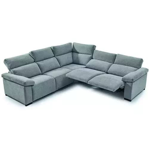 Sofá de tres plazas con acolchados interiores