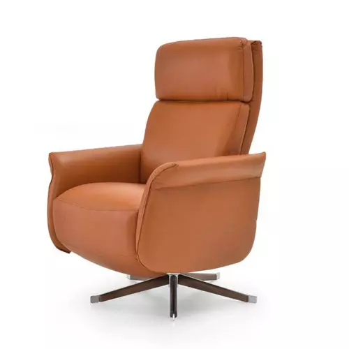 Sillón reclinable con almohadas